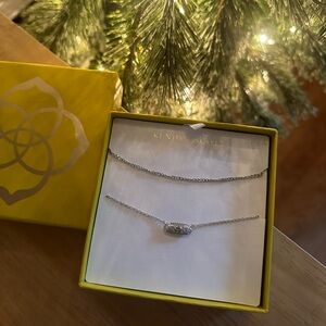 Kendra Scott Emma Filigree Pendant
Necklace Set 2pc